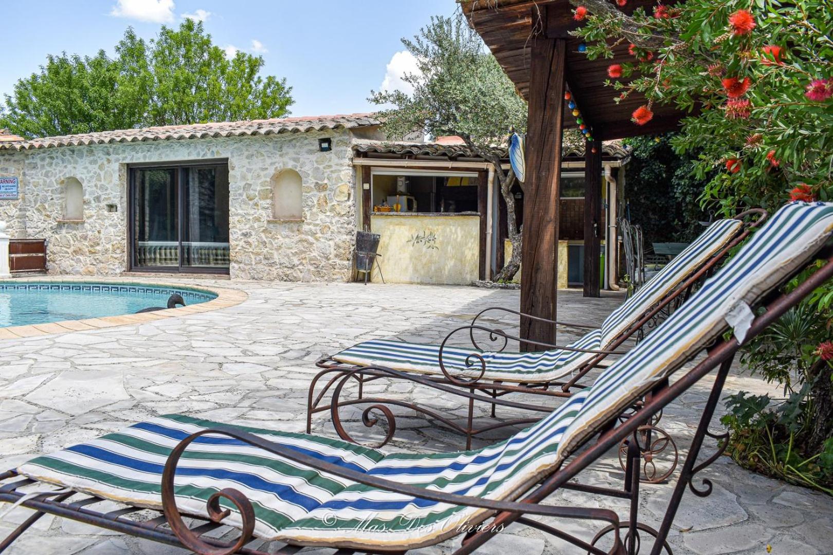 Mas Des Oliviers - Piscine/tennis - 10 Personnes *
