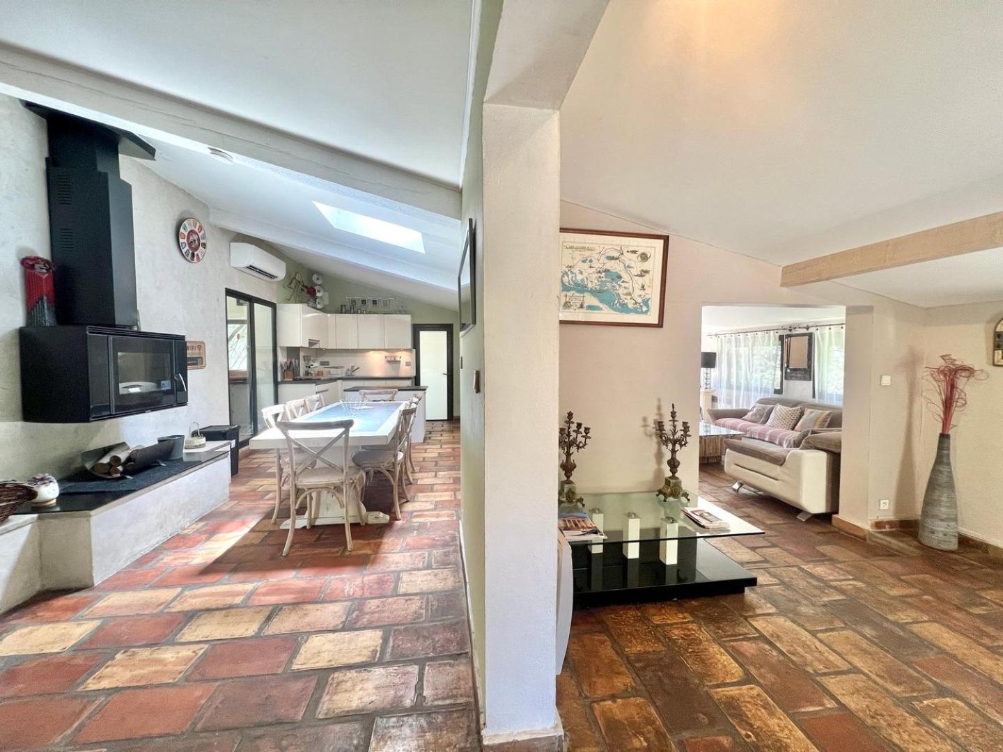 Country house Mas Des Oliviers - Piscine/tennis - 10 Personnes Marguerittes